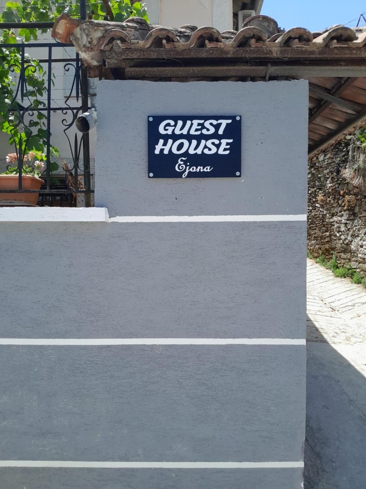 Guest House Ejona Gjirokastër Eksteriør billede